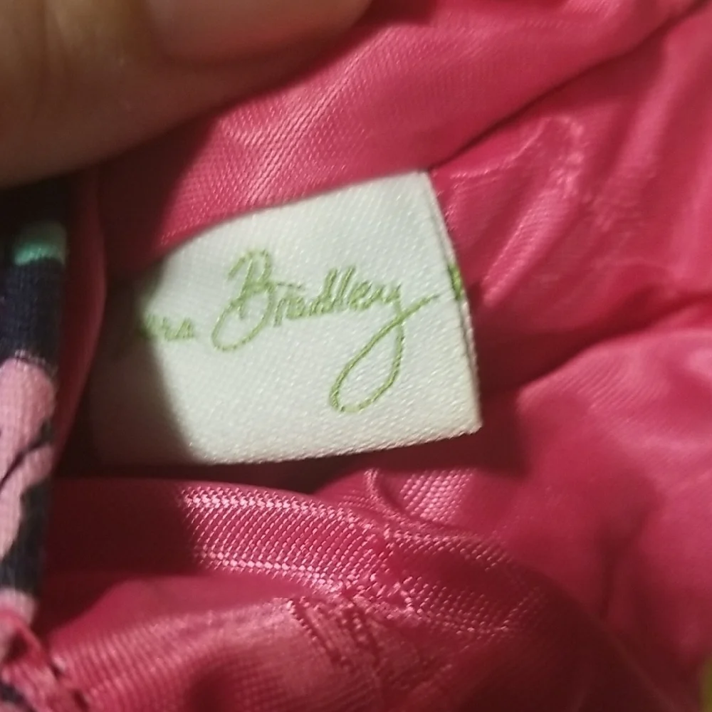 Vera Bradley Pink Quilted Bag With Beautiful Chain Strap - Picture 2 of 8